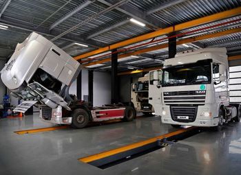 Грузовой автосервис на Юге / 2 ямы / аренда 