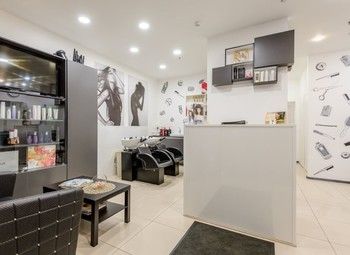 Фото 2 Престижный салонк красоты в аренду с оборудованием и персоналом