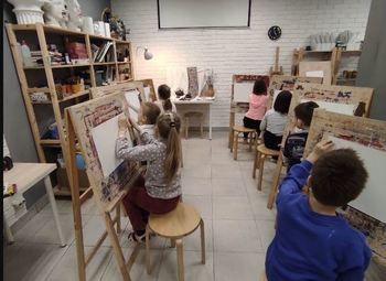 Перспективная творческая мастерская / Художественная студия