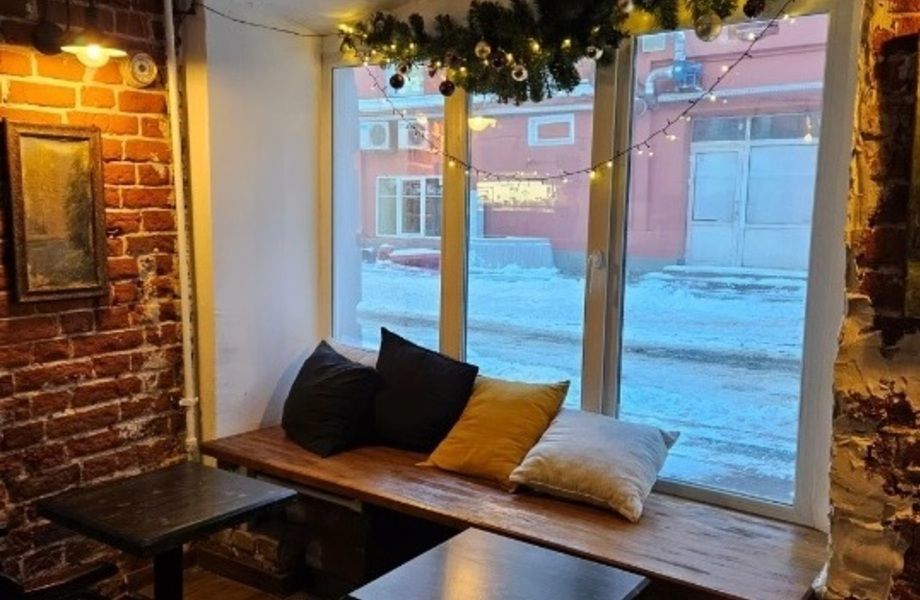 Фото 3 Прибыльный бар в 5 минутах от метро с наработанной базой клиентов