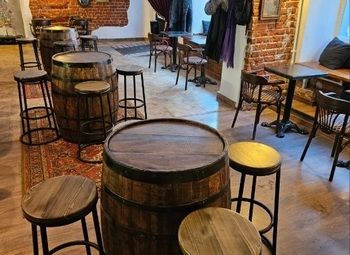 Фото 2 Прибыльный бар в 5 минутах от метро с наработанной базой клиентов
