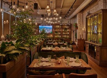 Фото Первый иностранный ресторан открытый в Москве
