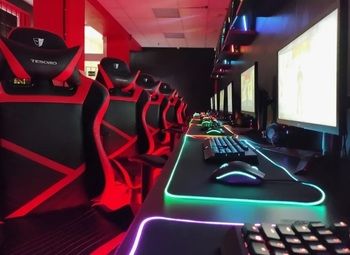 Фото Компьютерный клуб с наработанной клиентской базой
