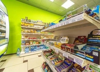 Фото 2 Продуктовый магазин с Алкогольной лицензией. Выручка 100тыс. в день