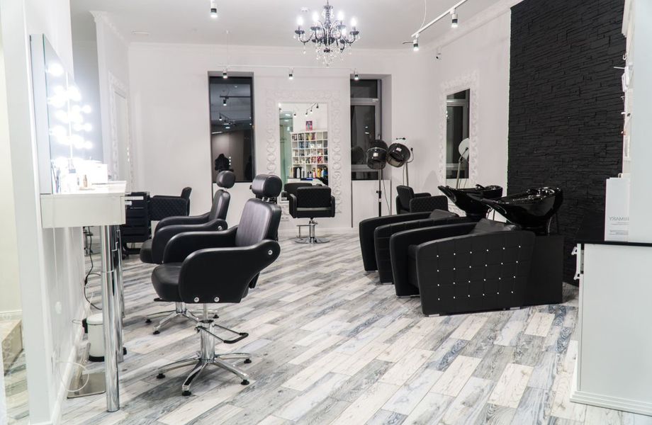 Фото 3 Салон красоты у метро/маникюр/парикмахер/бровист