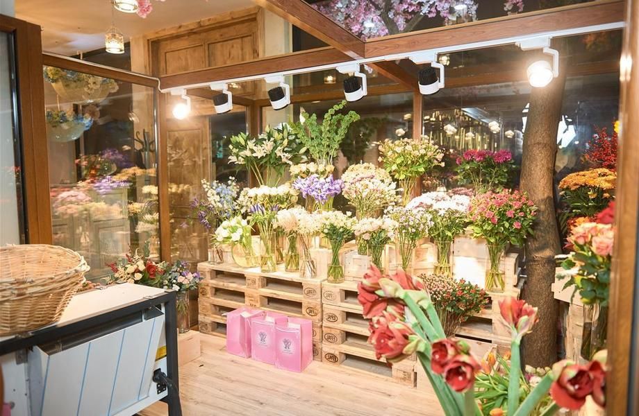 Фото 2 Магазин цветов в отличной локации
