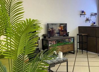 Барбершоп на высоком трафике у метро.