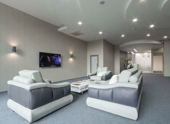 Сеть из двух стоматологических клиник / Высокая прибыль