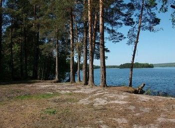 Земельный участок 8 Га  на берегу озера