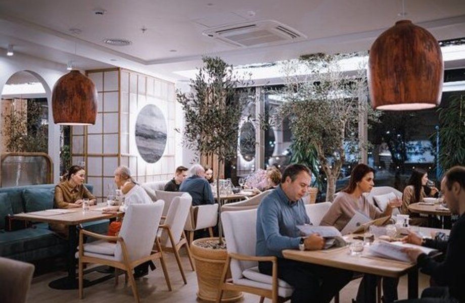 Фото 3 Кафе в заселенном ЖК / Дизайнерский ремонт