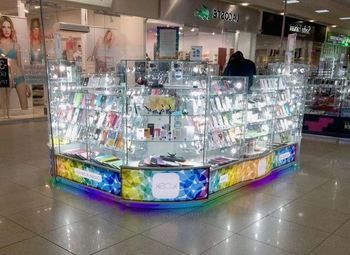 Сеть магазинов телефонных аксессуаров в крупных ТК