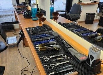 Барбер шоп с дизайнерским ремонтом в топовой локации