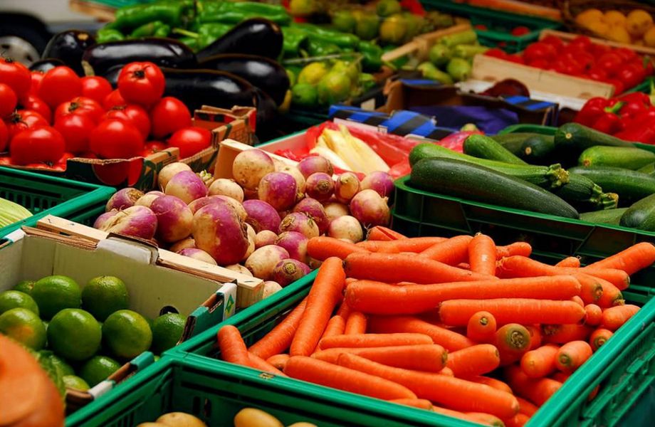 Фото 1 Отдел Фрукты - Овощи в магазине продуктов