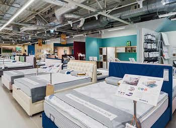 Сеть мебельных магазинов со своим Брендом. Выручка - 159 млн/год