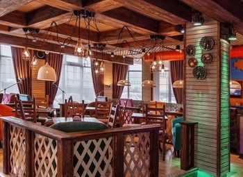 Фото 3 Чайхона в центральном районе/Выход на две оживленные улицы