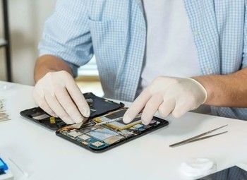 Фото Сервис по ремонту телефонов с большой базой