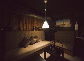 Кальянная на севере города в густонаселенном районе