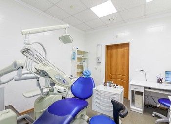 Стоматология на два кабинета с низкой арендой