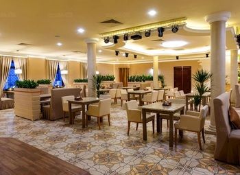 Фото Грузинский ресторан в центре Москвы с низкой арендой и базой клиентов