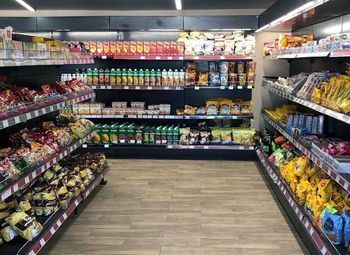 Фото 3 Продуктовый магазин с алкогольной лицензией в Выборгском районе