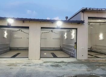 Фото 3 Ручная автомойка на три поста на оживлённом перекрёстке