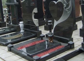 Фото 3 Производство памятников / Зарекомендованный бренд
