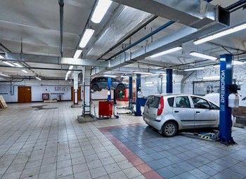 Автосервис / 4 подъемника