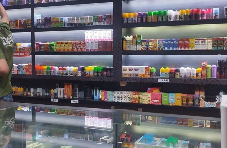 Фото 3 Табачный магазин/работает полностью в белую