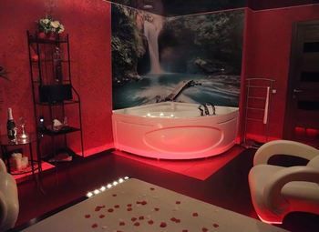 Салон эротического массажа / Доля прибыльного бизнеса