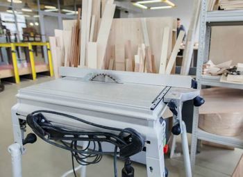 Мебельное производство в центре города