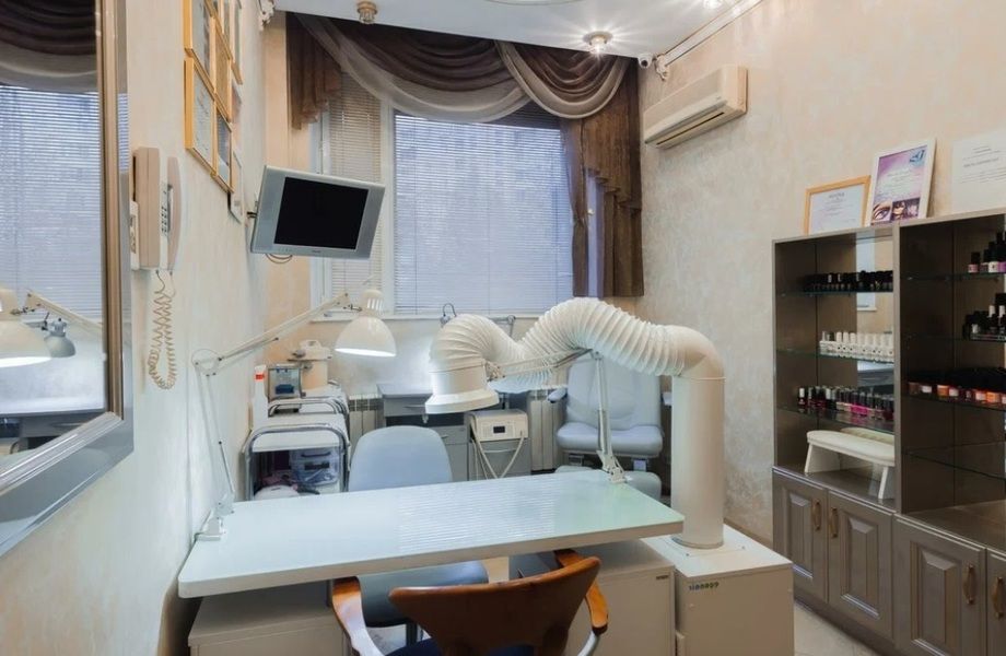 Фото 2 Прибыльный салон красоты с наработанной базой клиентов
