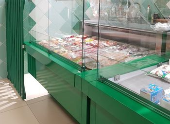 Фото Магазин мяса в жилом районе