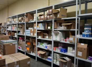 Фармацевтическая компания / госконтракты