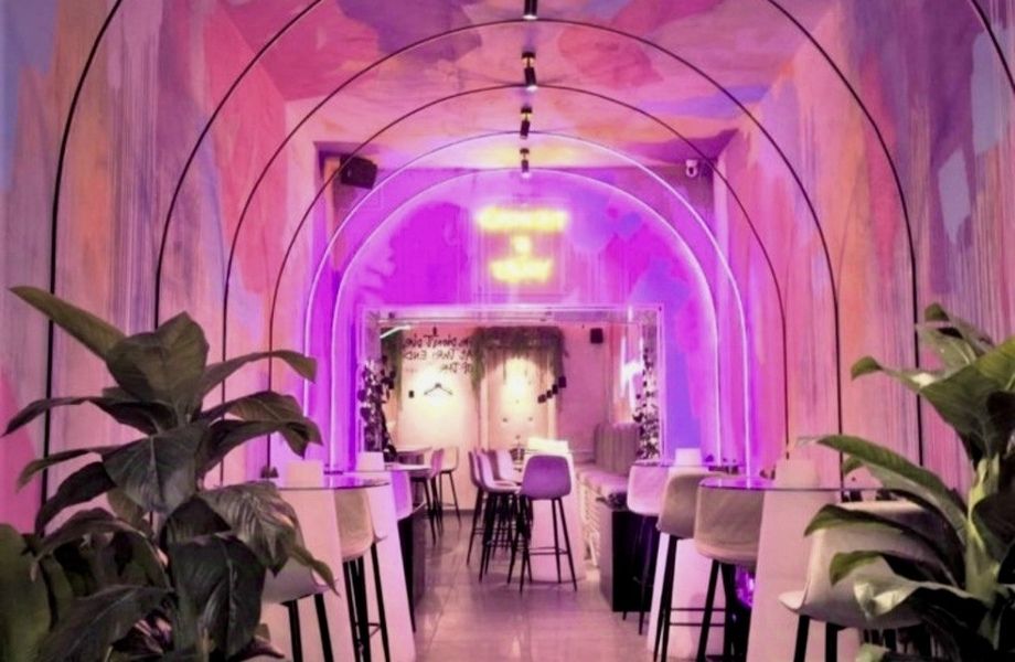 Фото 3 Бар / паназиатская кухня / уникальный ремонт
