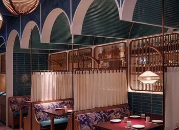Фото Ресторан грузинской кухни в густонаселённом районе