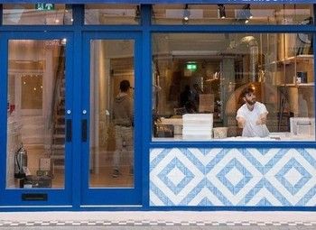 Фото 3 Кафе пиццерия / столовая на трафике