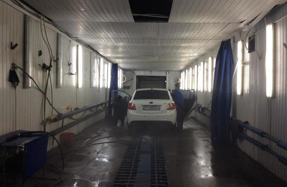 Фото 1 Автомойка ГАБ с шиномонтажом на шоссе, выезд из кластера автодиллеров