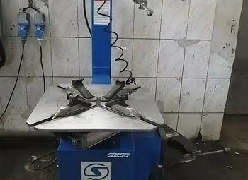 Шиномонтаж на выезде из города/удачная локация