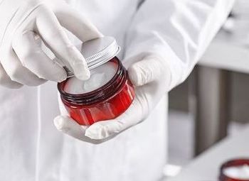 Производство косметики / бизнесу 7 лет / маркетплейсы 