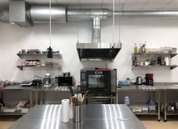 Фото 3 Рестобар с высоким трафиком