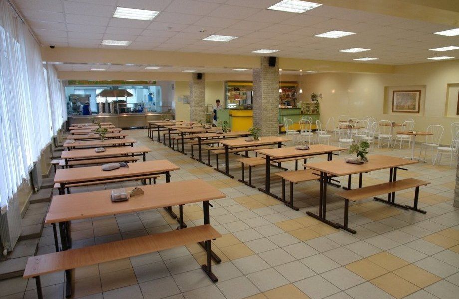 Фото 3 Столовая в густонаселенном районе