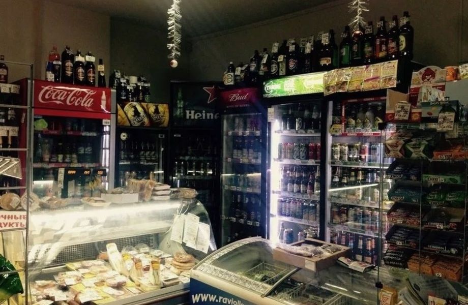 Фото 2 Продуктовый магазин 24 на пешеходном трафике