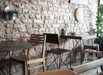 Кафе с завтраками в проходной локации