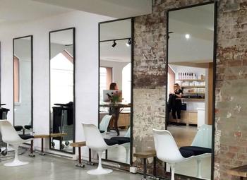 Фото 2 Салон красоты со стабильной прибылью. Окупаемость 1 год!