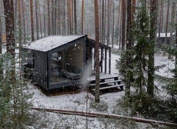 Фото 3 База отдыха на берегу озера / Локация в окружении прекрасной природы