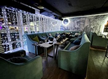 Лофт пространство- бар / центр города/ Прибыль 250000