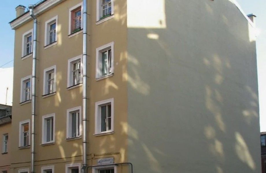 Фото 3 Гостиница с собственным зданием
