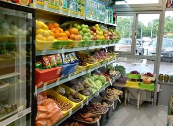 Фото 3 Продуктовый магазин в проходном месте, в жилом массиве