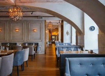 Ресторан с землей 1,5 га близко к центру