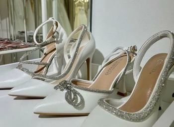 Известный салон свадебных платьев / 10 лет работы